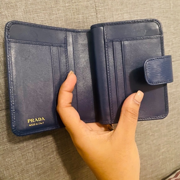 Prada Navy Blue Small Leather Wallet - Picture 5 of 9